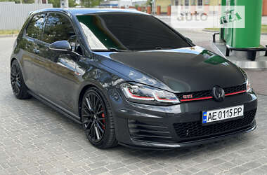 Хэтчбек Volkswagen Golf GTI 2014 в Днепре