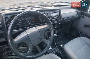 Хэтчбек Volkswagen Golf GTI 1989 в 