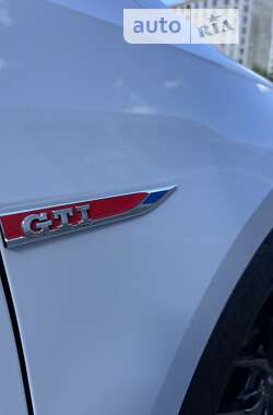 Хэтчбек Volkswagen Golf GTI 2020 в 