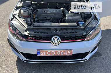 Хэтчбек Volkswagen Golf GTI 2020 в 