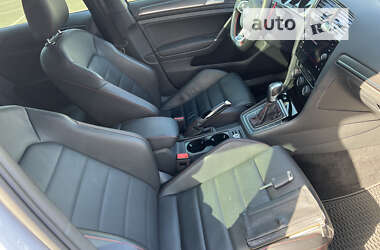 Хэтчбек Volkswagen Golf GTI 2020 в 
