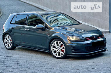 Хетчбек Volkswagen Golf GTI 2015 в Києві