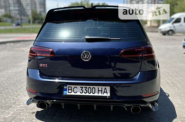 Хэтчбек Volkswagen Golf GTI 2019 в Львове