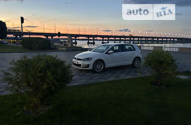 Хэтчбек Volkswagen Golf GTI 2016 в Днепре