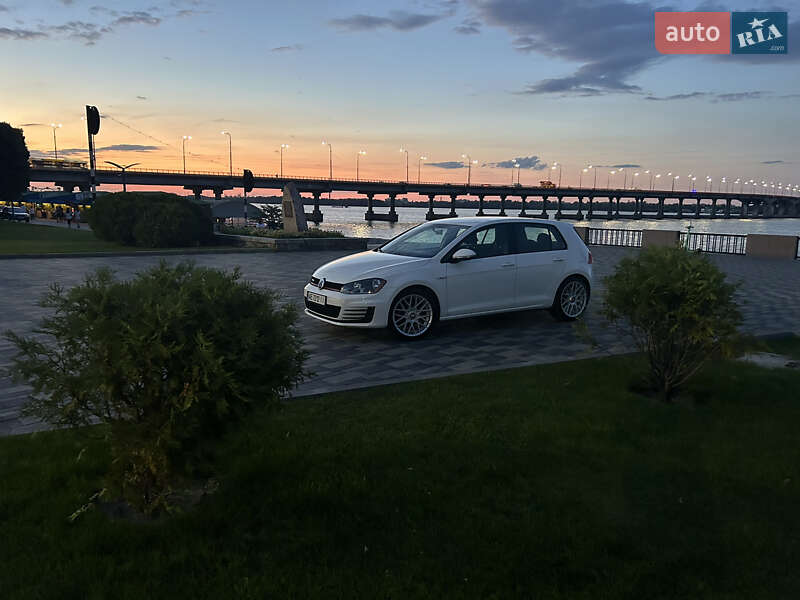 Volkswagen Golf GTI 2016 Volkswagen Golf GTI 2016