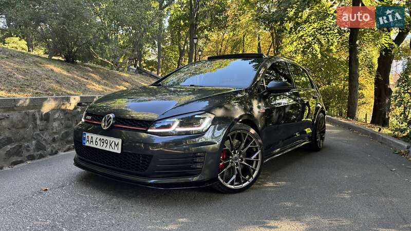 Volkswagen Golf GTI 2016