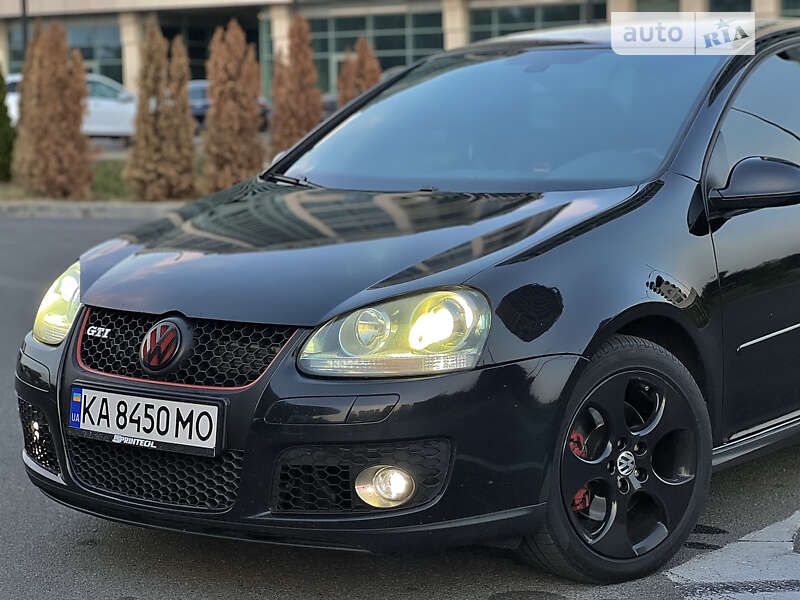 Хетчбек Volkswagen Golf GTI 2008 в Дніпрі