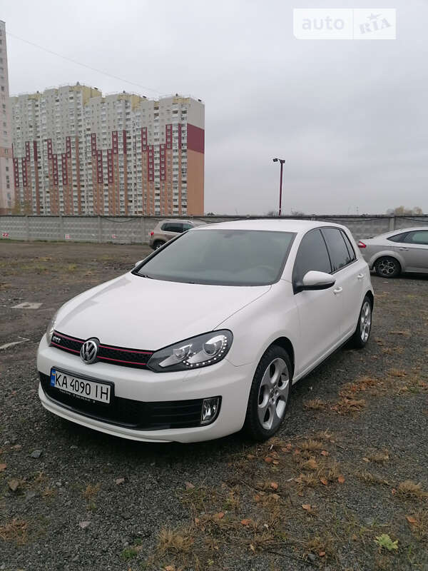 Volkswagen Golf GTI 2012
