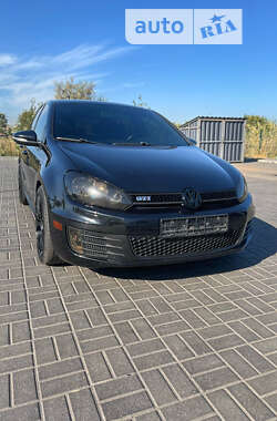 Хэтчбек Volkswagen Golf GTI 2012 в Днепре