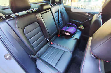 Хэтчбек Volkswagen Golf GTI 2020 в 
