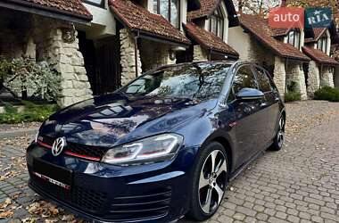 Хетчбек Volkswagen Golf GTI 2016 в Львові