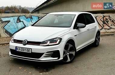 Хэтчбек Volkswagen Golf GTI 2018 в Киеве