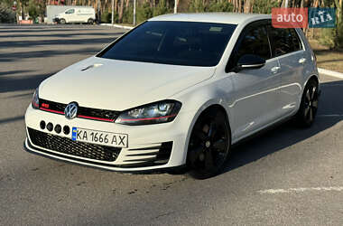 Хетчбек Volkswagen Golf GTI 2015 в Києві