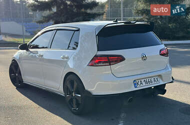 Хетчбек Volkswagen Golf GTI 2015 в Києві