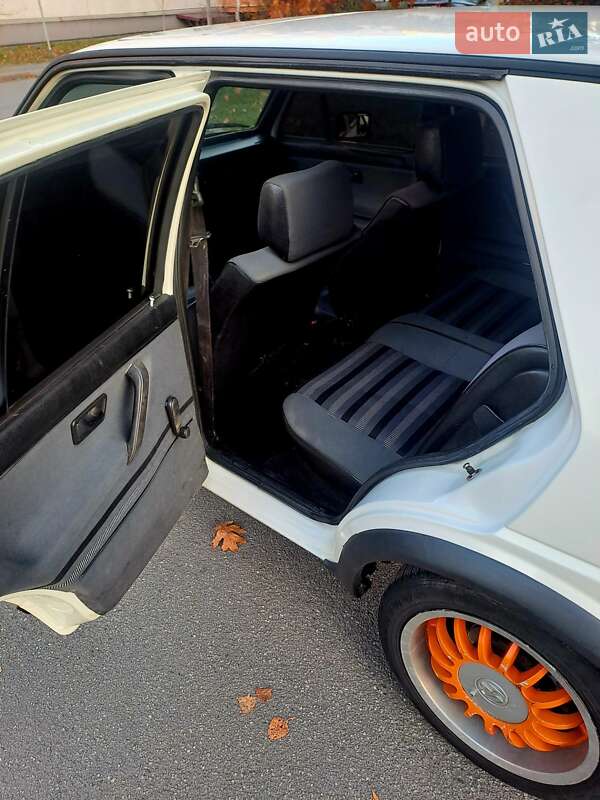 Хэтчбек Volkswagen Golf GTI 1987 в Виннице