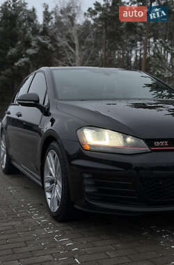 Хэтчбек Volkswagen Golf GTI 2015 в Костополе