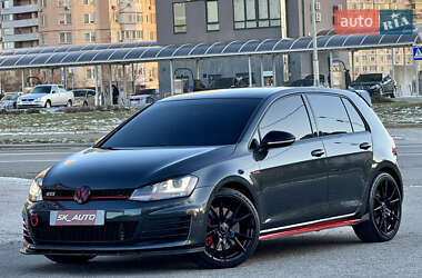 Хетчбек Volkswagen Golf GTI 2016 в Києві