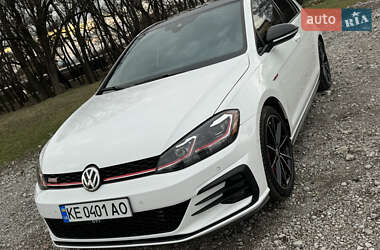 Хетчбек Volkswagen Golf GTI 2020 в Дніпрі