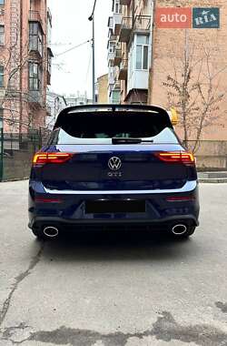 Хэтчбек Volkswagen Golf GTI 2021 в Киеве