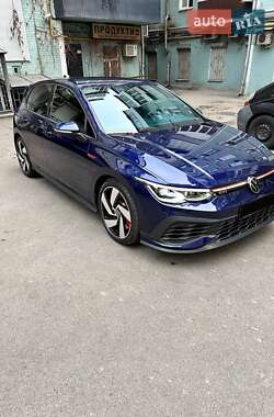 Хэтчбек Volkswagen Golf GTI 2021 в Киеве