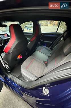 Хэтчбек Volkswagen Golf GTI 2021 в Киеве