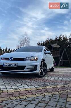 Хэтчбек Volkswagen Golf GTI 2015 в Ужгороде