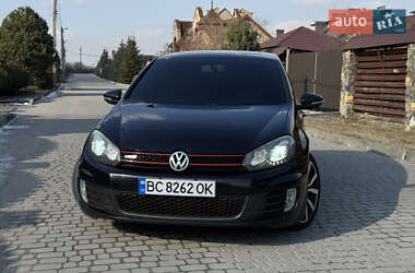 Хэтчбек Volkswagen Golf GTI 2012 в 