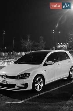 Хэтчбек Volkswagen Golf GTI 2014 в 