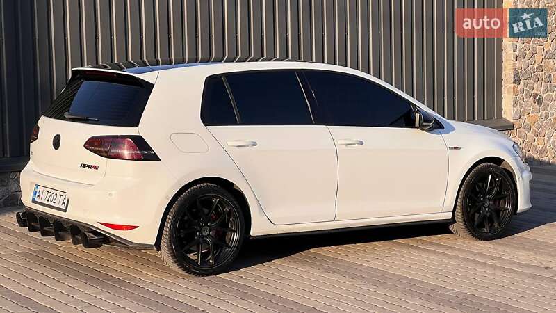 Хетчбек Volkswagen Golf GTI 2013 в Білій Церкві фото 9 Хетчбек Volkswagen Golf GTI 2013 в Білій Церкві