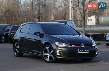 Хэтчбек Volkswagen Golf GTI 2014 в Киеве