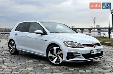 Хэтчбек Volkswagen Golf GTI 2018 в 