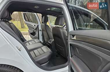 Хэтчбек Volkswagen Golf GTI 2018 в 