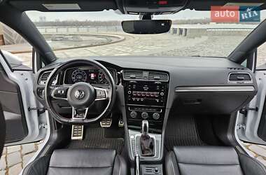 Хэтчбек Volkswagen Golf GTI 2018 в 