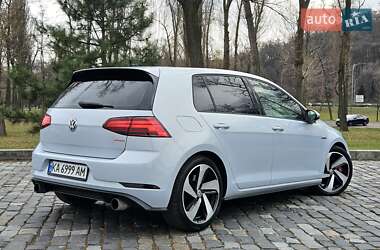 Хэтчбек Volkswagen Golf GTI 2018 в 