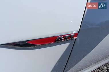 Хетчбек Volkswagen Golf GTI 2020 в 