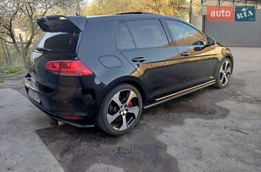 Хэтчбек Volkswagen Golf GTI 2015 в 