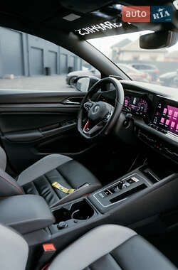 Хетчбек Volkswagen Golf GTI 2021 в 
