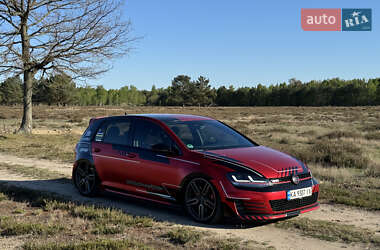 Хэтчбек Volkswagen Golf GTI 2017 в Чернигове
