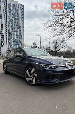 Хэтчбек Volkswagen Golf GTI 2021 в Киеве