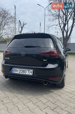 Хэтчбек Volkswagen Golf GTI 2017 в 