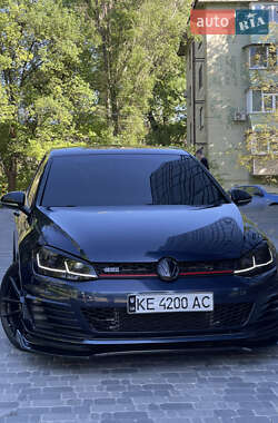 Хэтчбек Volkswagen Golf GTI 2016 в Запорожье