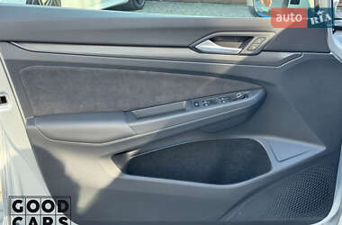 Хетчбек Volkswagen Golf GTI 2023 в 