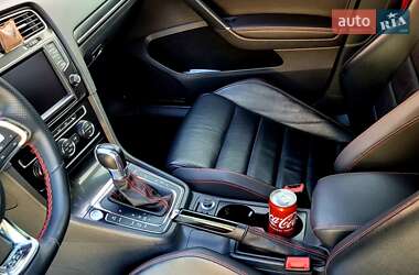 Хетчбек Volkswagen Golf GTI 2015 в 