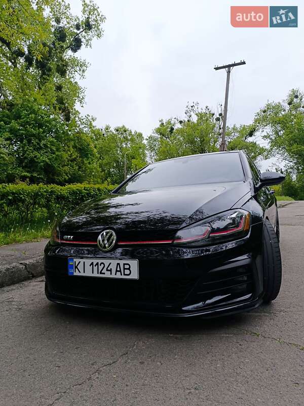 Хэтчбек Volkswagen Golf GTI 2018 в Ровно