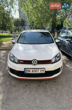 Хэтчбек Volkswagen Golf GTI 2012 в Ровно
