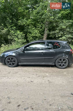 Хетчбек Volkswagen Golf GTI 2005 в Сумах