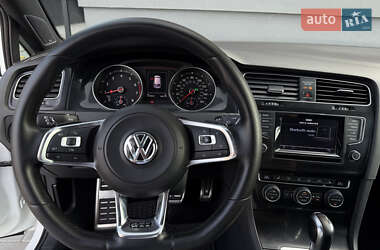 Хэтчбек Volkswagen Golf GTI 2014 в 
