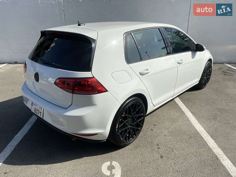 Volkswagen Golf GTI 2016