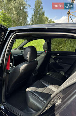 Хэтчбек Volkswagen Golf GTI 2016 в 