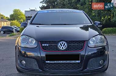 Хэтчбек Volkswagen Golf GTI 2008 в 